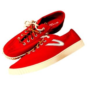 TRETORN | Women’s Red Sneakers | Size 11 Soft Red Canvas Extremely Comfy